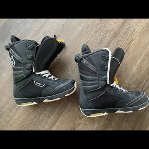Burton Lodi Snowboarding Boots